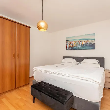 Gorgeous In With Wifi Apartmán