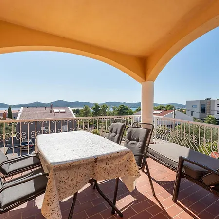 Awesome In * Biograd Na Moru