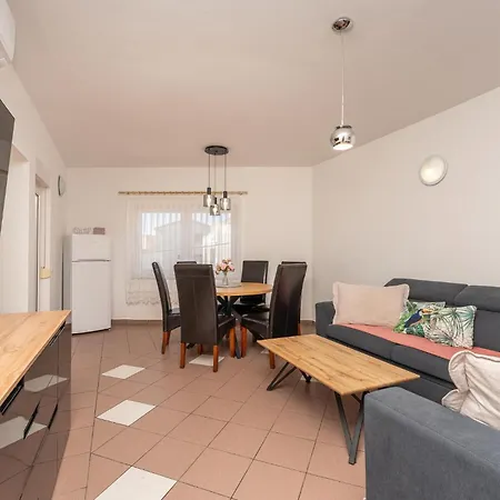 Gorgeous In With Wifi Apartment *